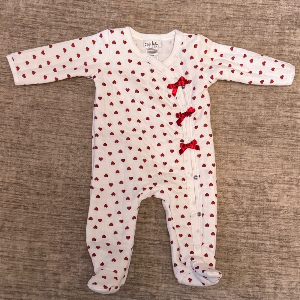 Nicole Miller White and Red Heart Kids Footie